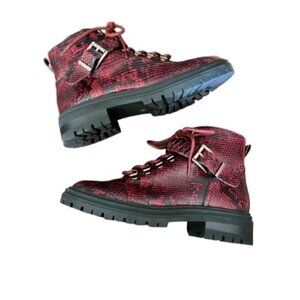 Vince Camuto Bindelia Red Snakeskin Lace Up Boots 8